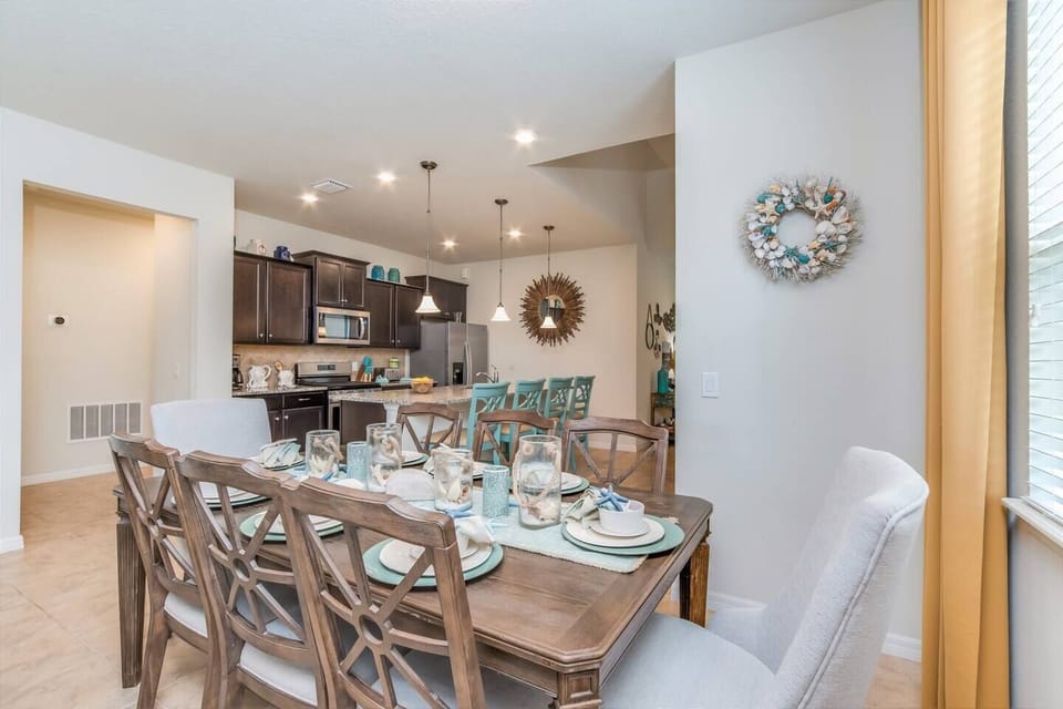 Dining are to enjoy dinner with your family