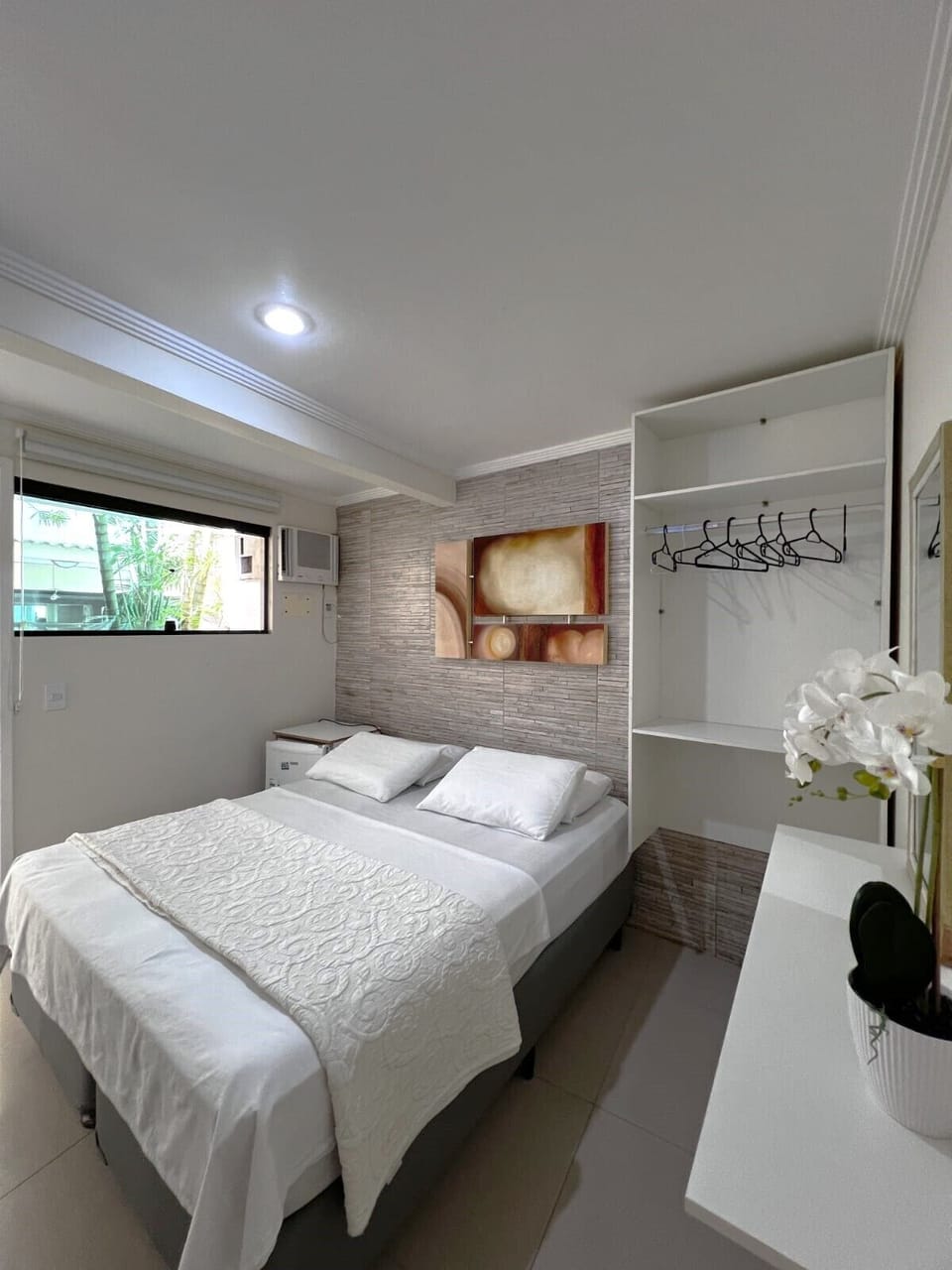 Basic Double Room, 1 Double Bed | Free WiFi, bed sheets