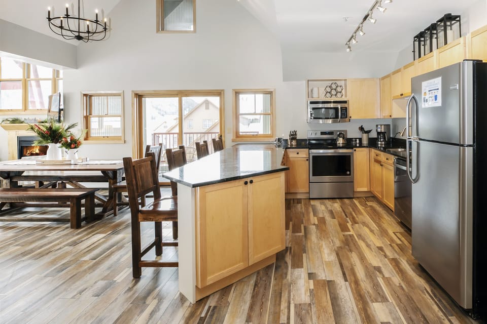 Kitchen View Angle — Another look at the fully equipped kitchen—made for real cooking and real togetherness. 🍳✨
