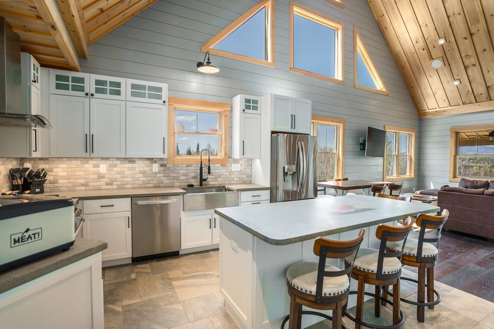 Fully equipped kitchen
