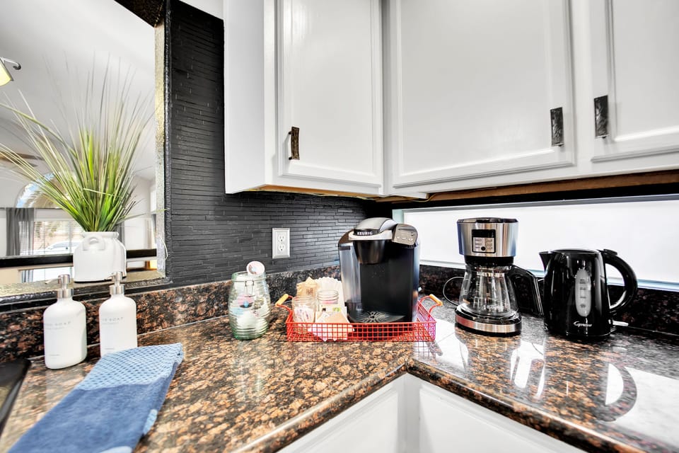 Wake up and help yourself to coffee and tea!