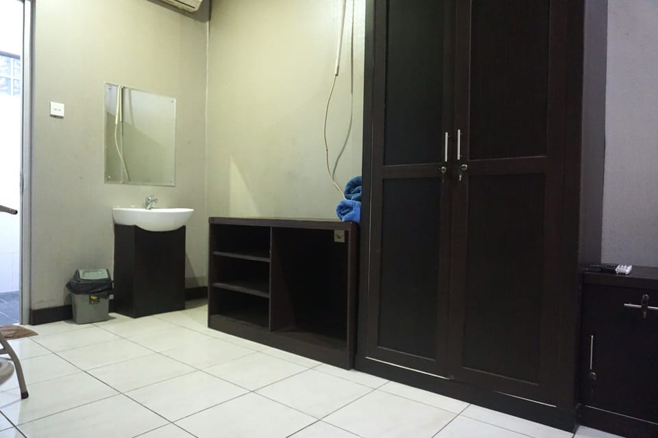 Deluxe Suite | Desk, laptop workspace, free WiFi, bed sheets