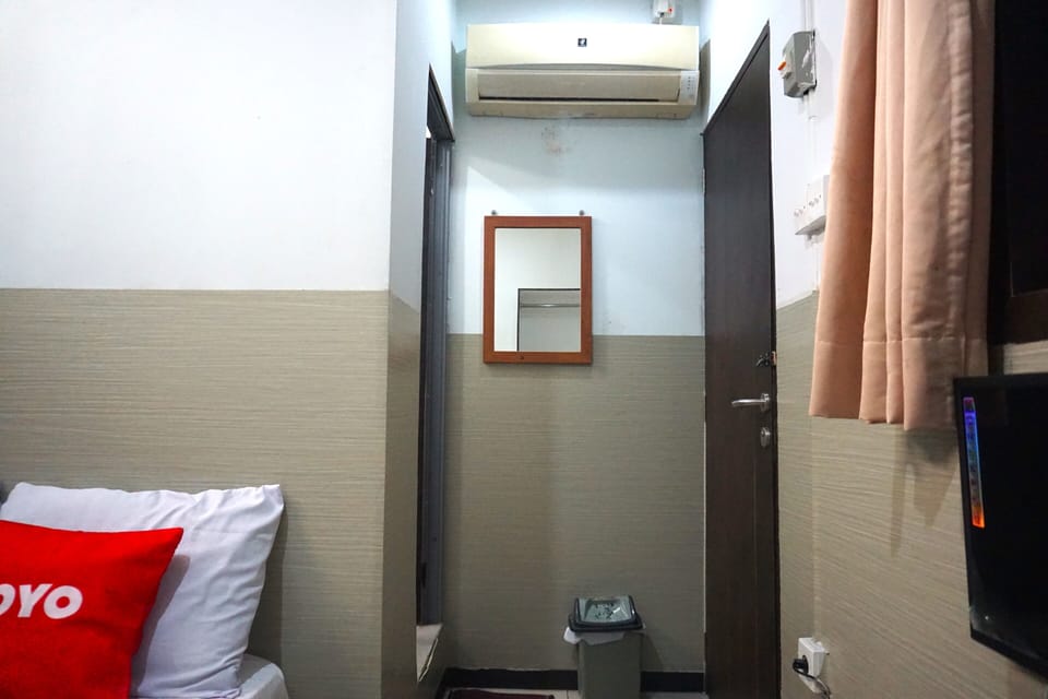 Deluxe Double Room | Desk, laptop workspace, free WiFi, bed sheets