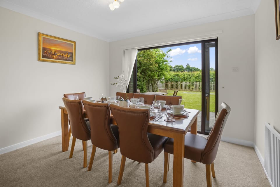 House | Dining