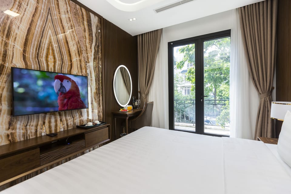 Deluxe Double Room | City view