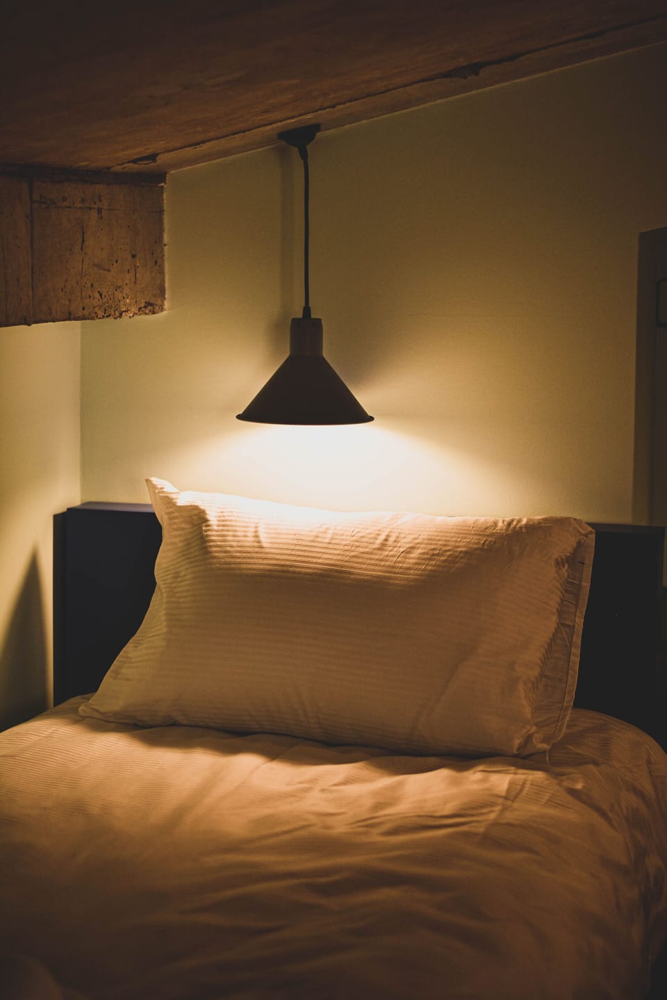 Basic Shared Dormitory, Multiple Beds, Shared Bathroom, Mountain View | Hypo-allergenic bedding, free WiFi