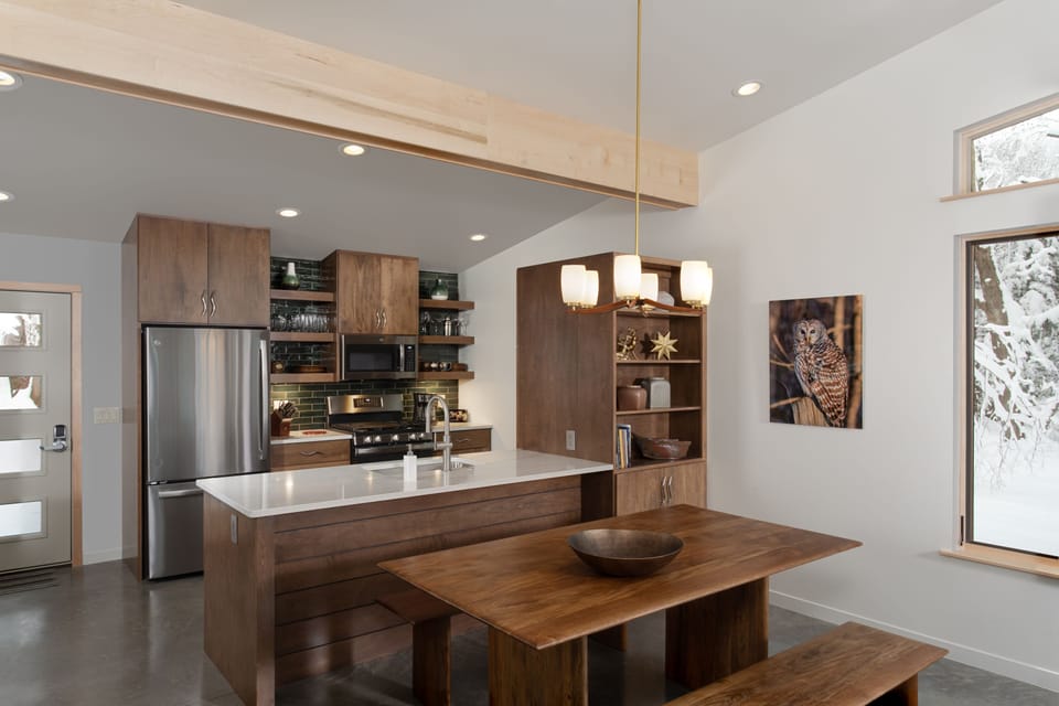 Romantic Villa | Private kitchen | Full-size fridge, microwave, oven, stovetop