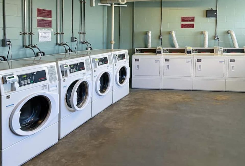 Laundry room that accepts a credit card