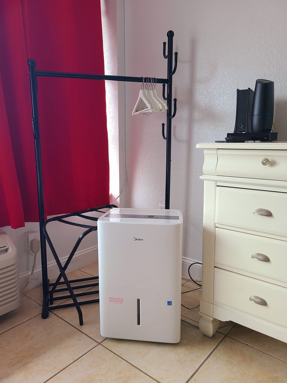 Dehumidifier 