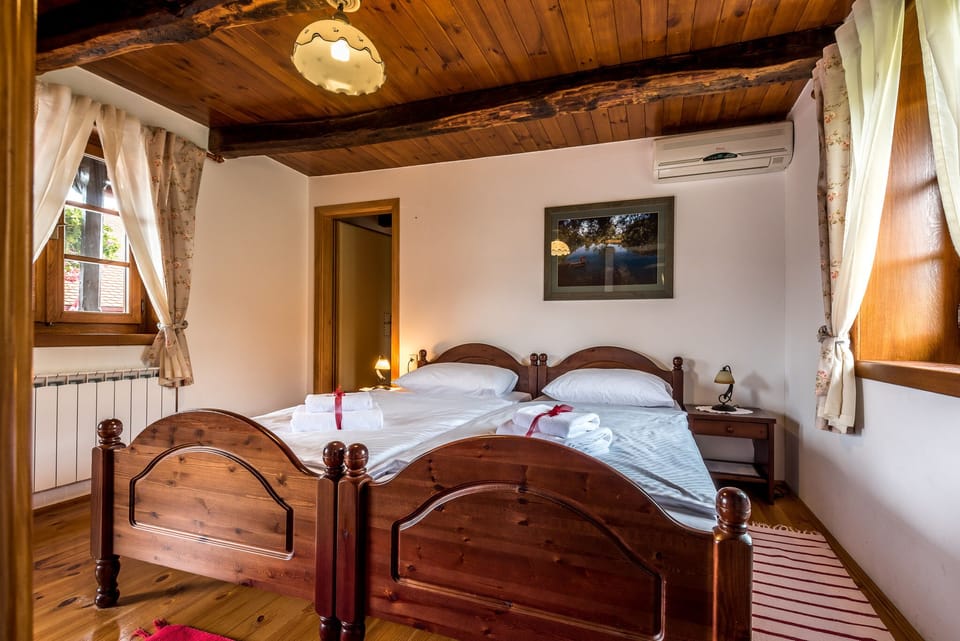 Double Room | Bed sheets