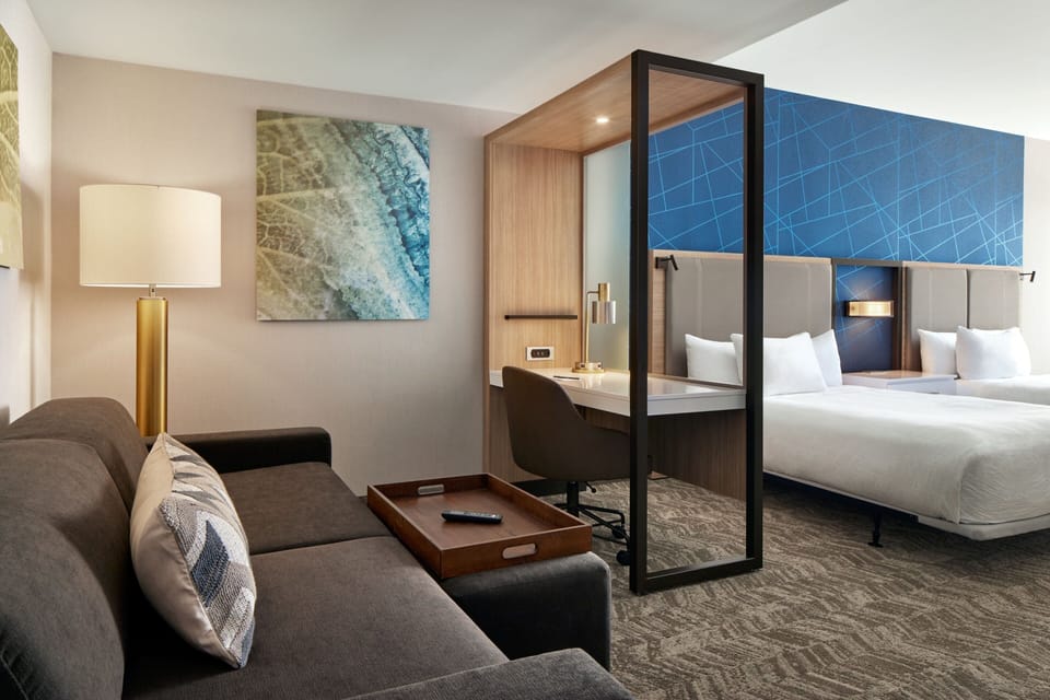 Desk, laptop workspace, free WiFi, bed sheets