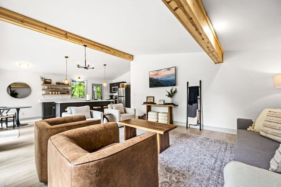 Woodhaven's inviting living area
