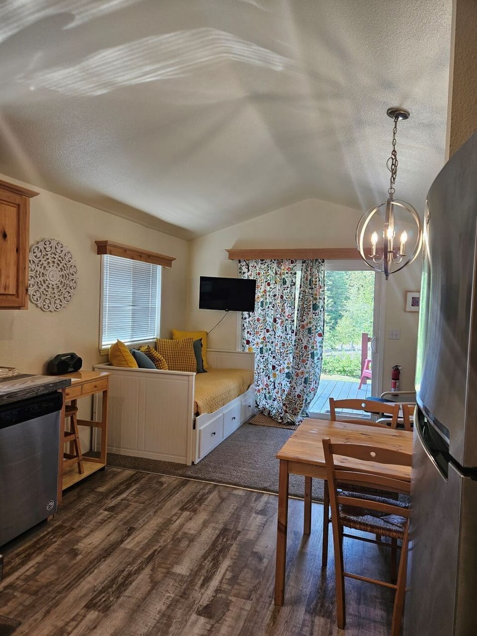 View into the living room.