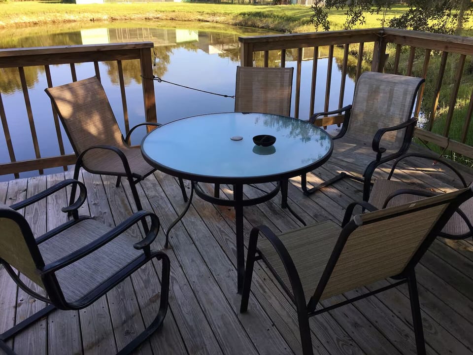 Outside Sitting Area