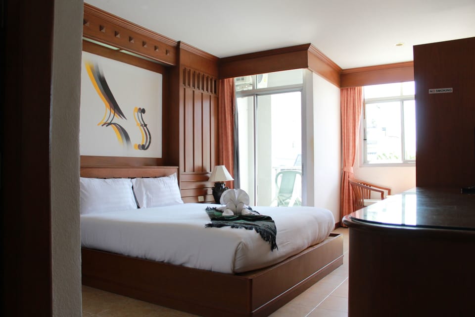 Superior Room | 1 bedroom, Egyptian cotton sheets, premium bedding, desk