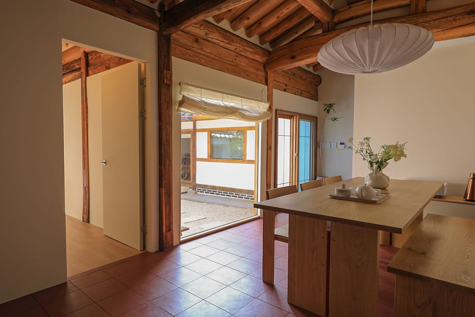 Living room and kitchen+Air-Conditioner