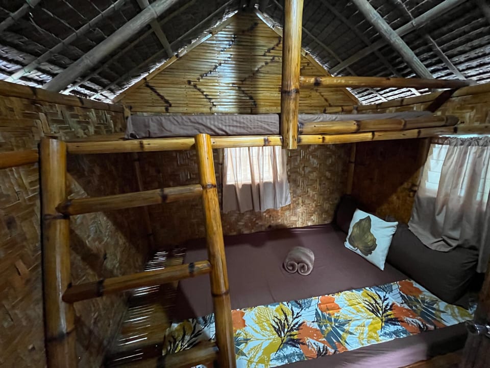 Traditional Cabin | Bed sheets