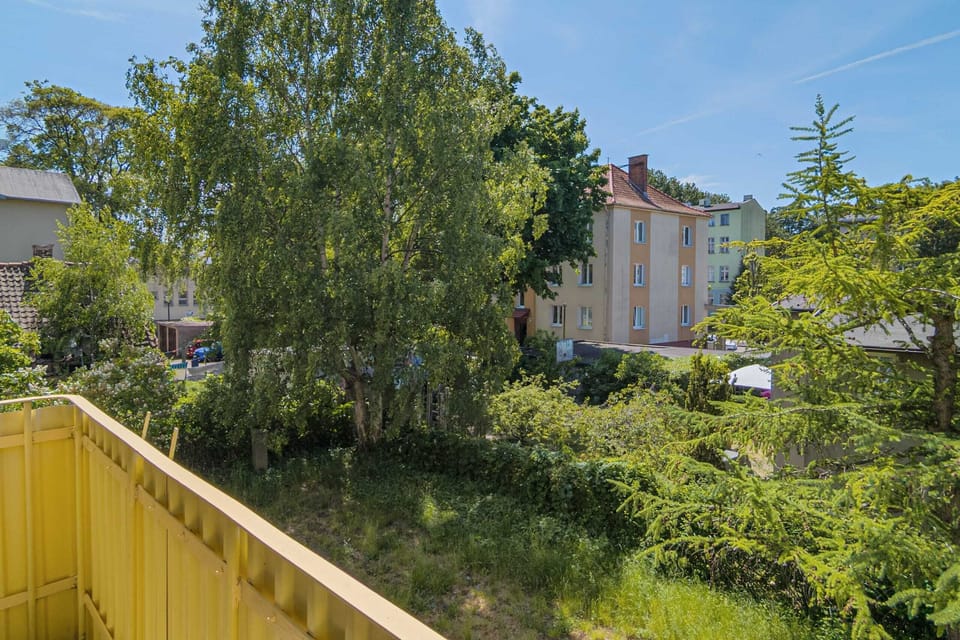 View from the apartment of the surrounding area. 