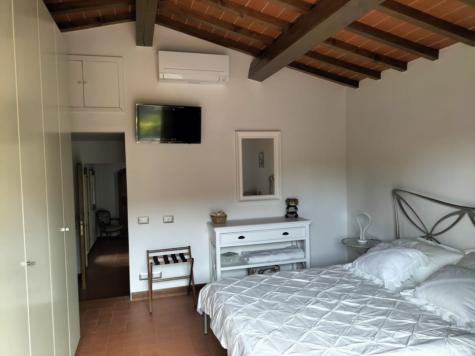 Comfort Room | Free WiFi