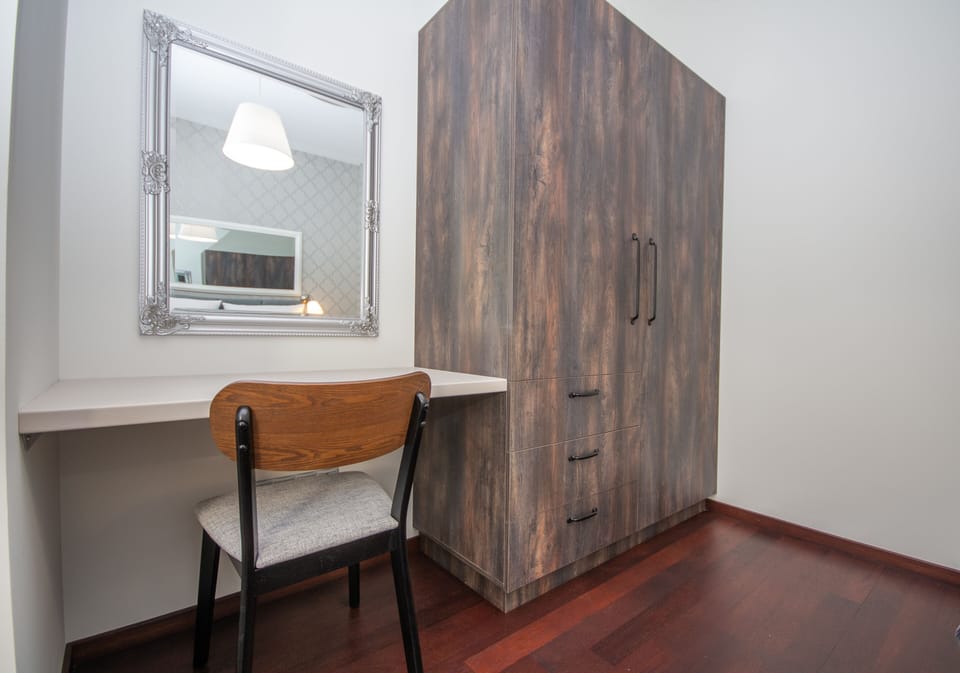 Superior Apartment | 2 bedrooms, premium bedding, blackout drapes, iron/ironing board