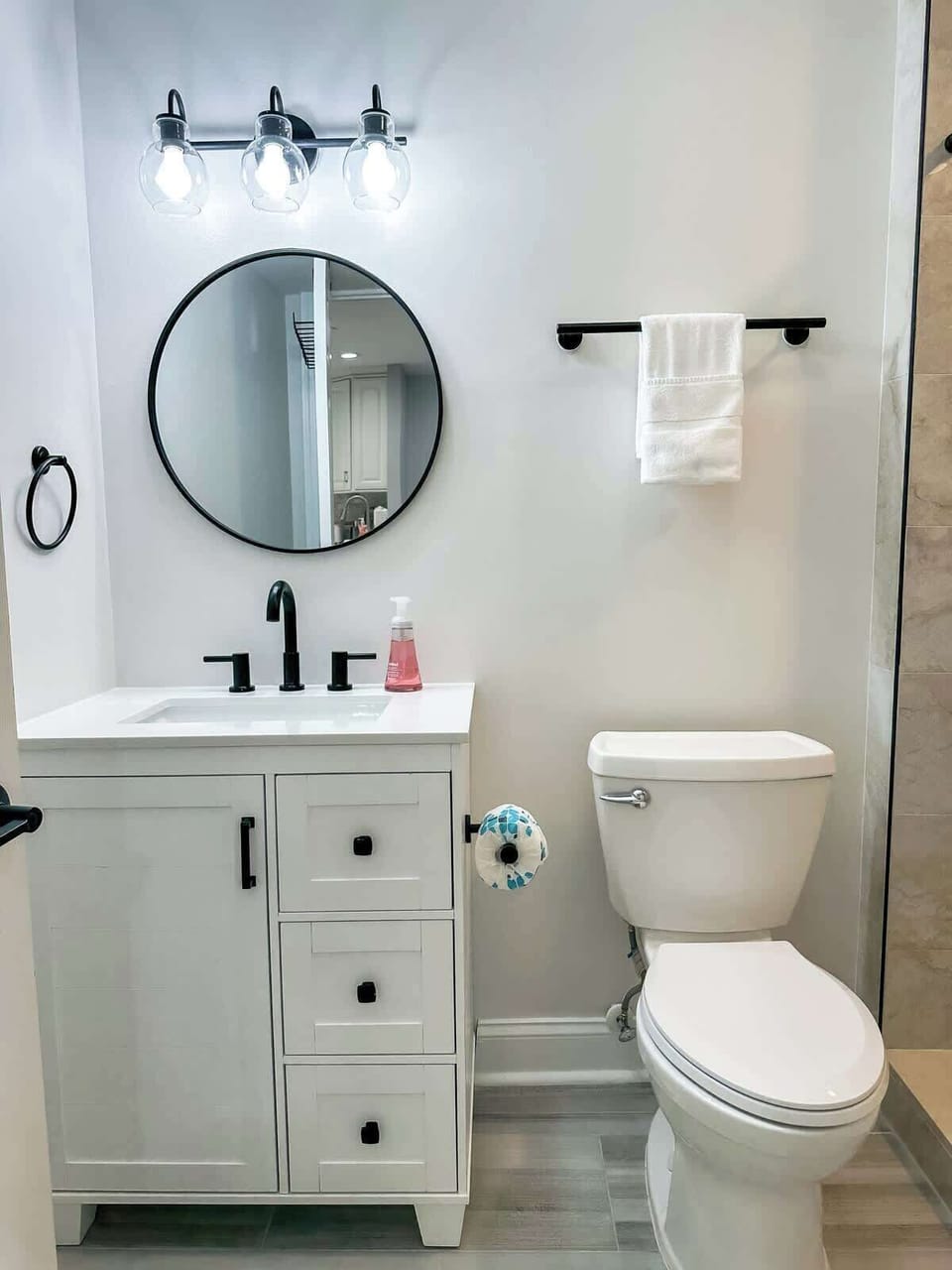 Guest Bathroom