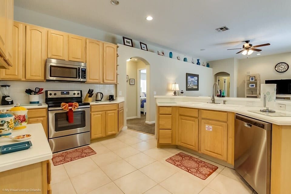 732 Brighton Drive_12.jpg