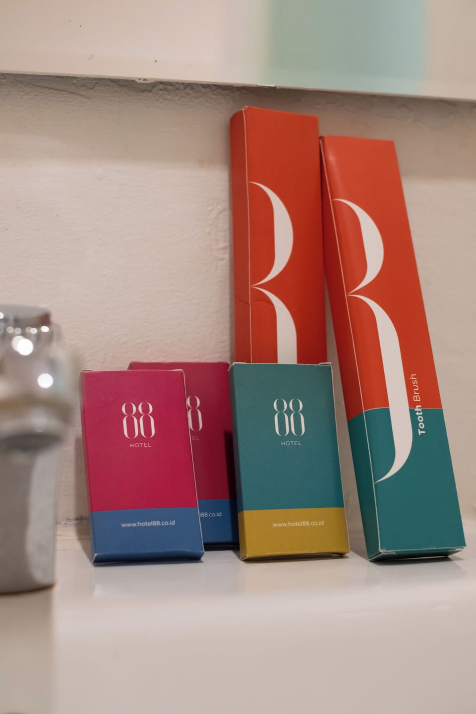In-room safe, free WiFi, bed sheets