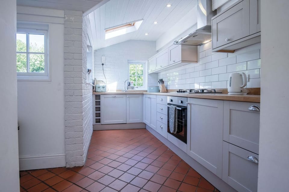 Penlan - 3 Bedroom Cottage - Saundersfoot (22785)