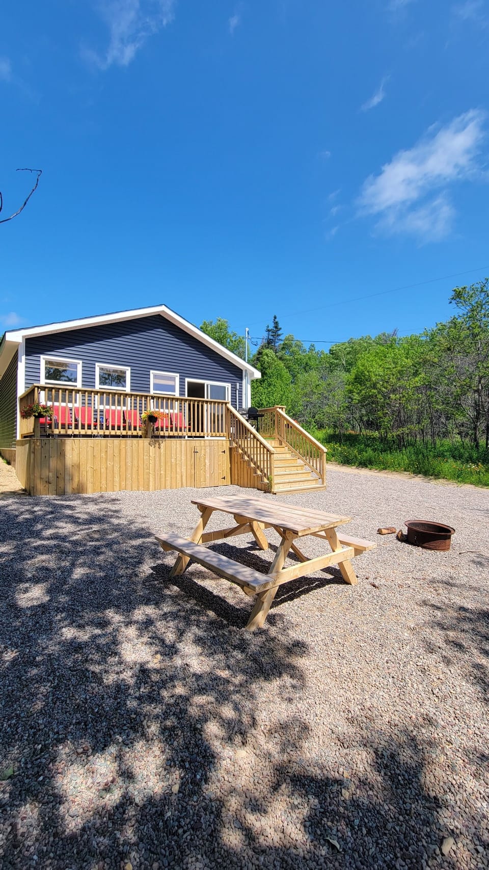 Rear deck that overlooks Clode Sound