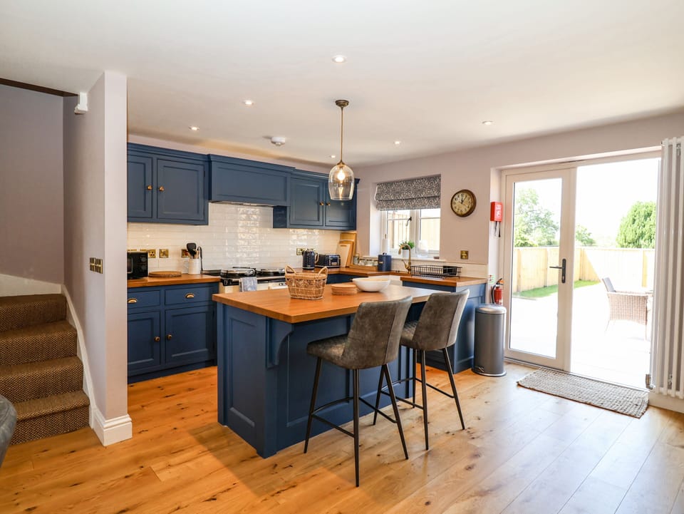 Cottage | Interior