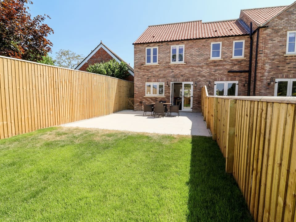 Cottage | Property grounds