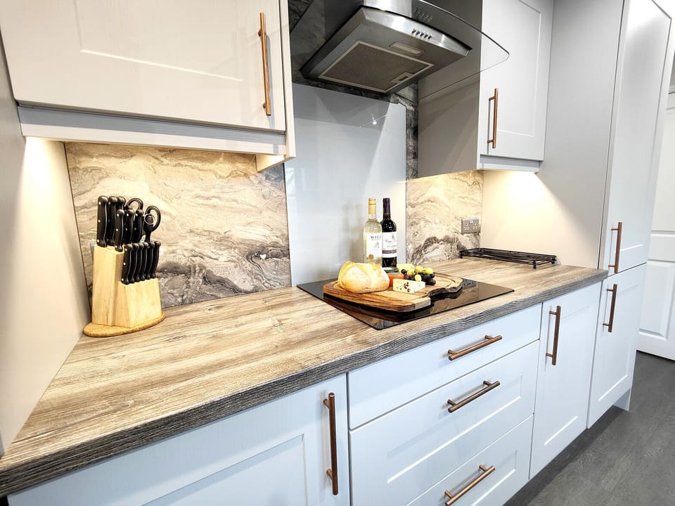 Fridge, dishwasher, electric kettle, toaster