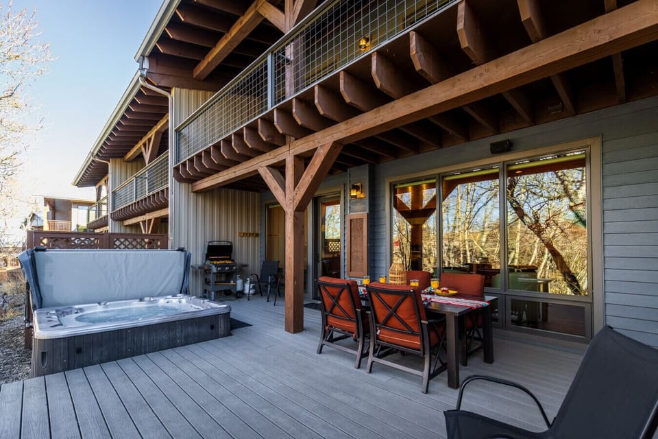 Patio with Hot Tub, Grill, & Dining