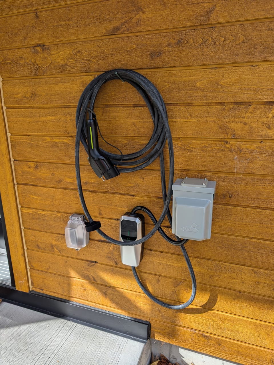 Level 2 EV Charger (7.1 kW)