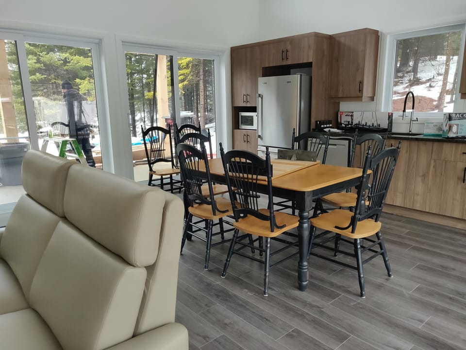 Fully equipped kitchen (1)