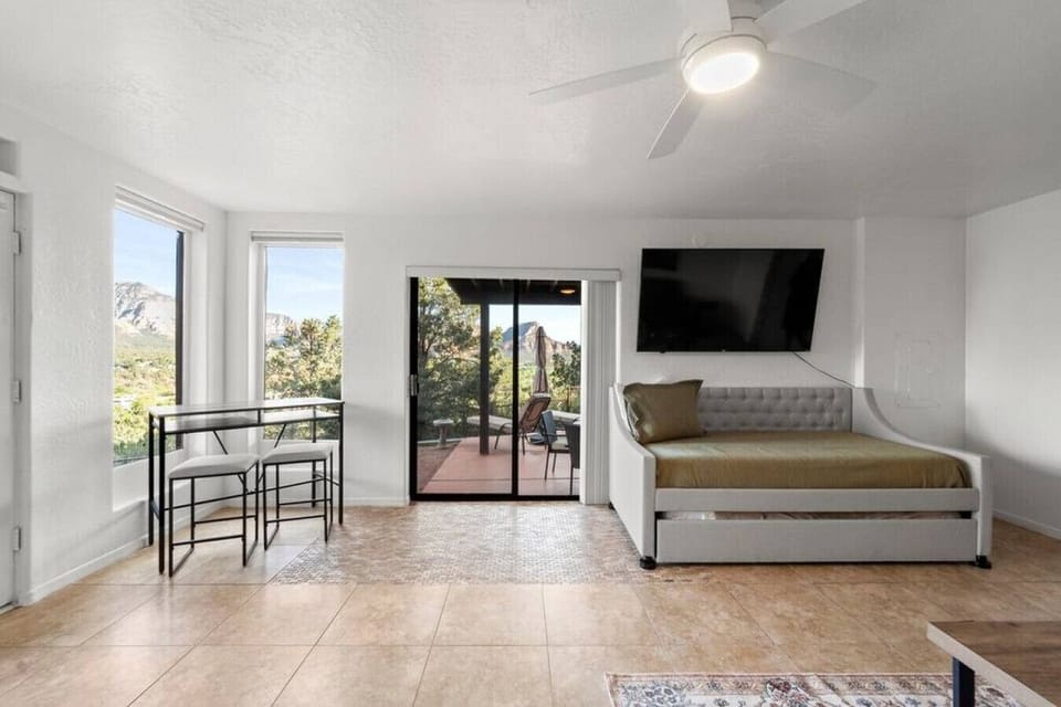 Entrance from the living room to the deck