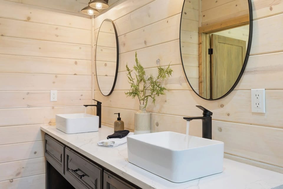 His and her vanities. What more do you need?