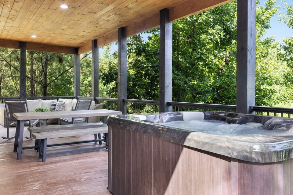 Have a meal outside or enjoy a soak in the hot tub.