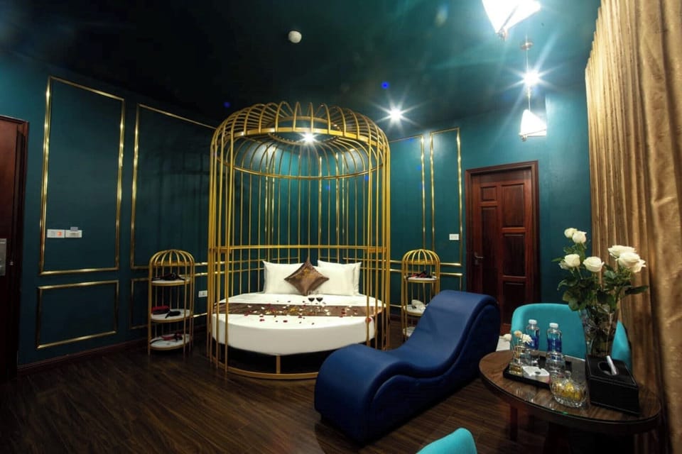 Deluxe Double Room | Premium bedding, down comforters, memory foam beds
