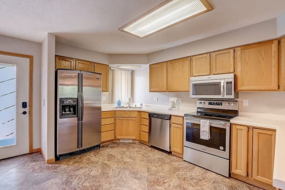 Fully equipped kitchen