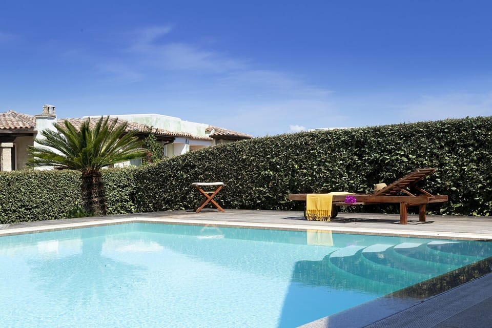 Activities, Amenities, Balcony / Terrace / Patio, Building Exterior, Facilities, Pool, Spring, Summer, Wellness