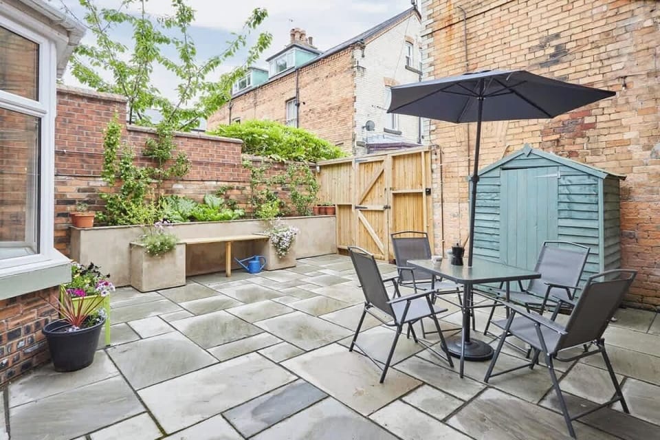 The Courtyard at No.47, Scarborough - Host & Stay