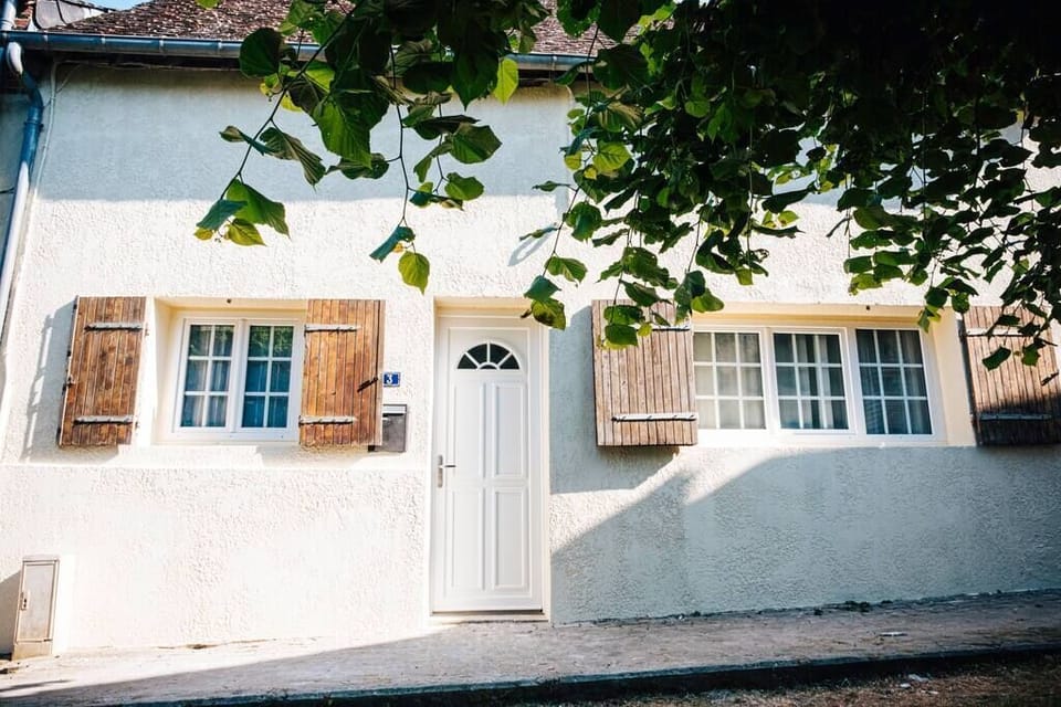 Outside view (3)