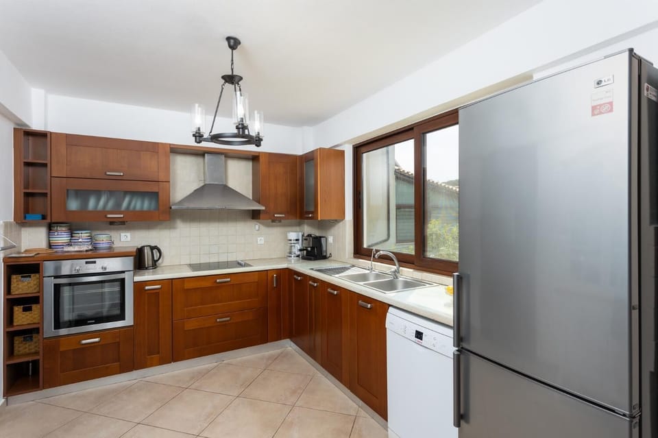 Equipped kitchen