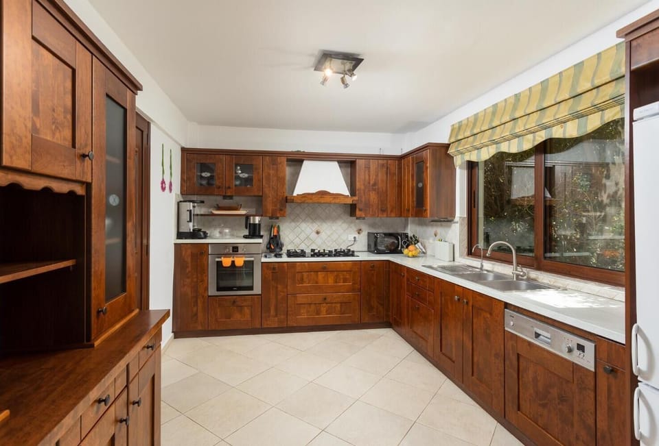 Equipped kitchen