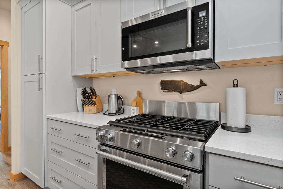 All new appliances including Gas range.