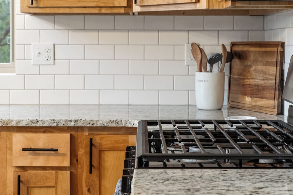 "The kitchen was very clean and had everything we needed to cook." - Liju