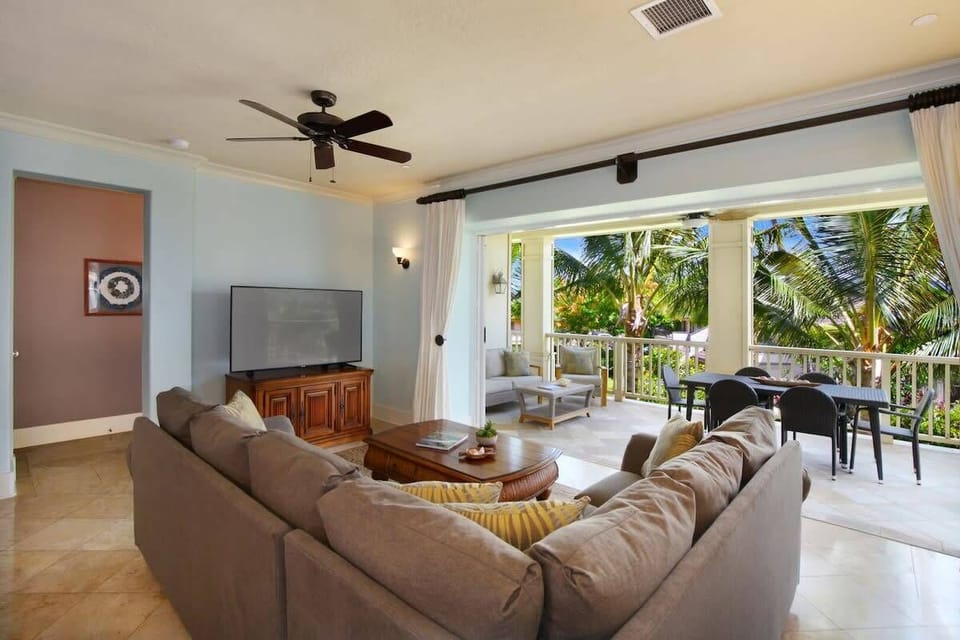 living room with view