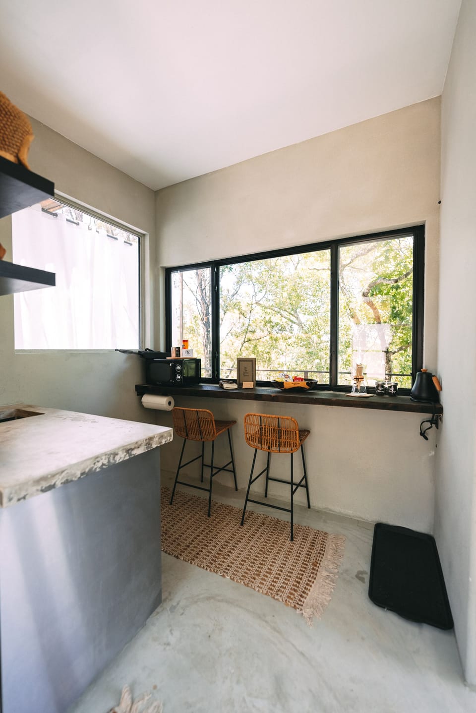 Luxury Villa, Valley View | Private kitchenette | Mini-fridge, microwave, coffee/tea maker, electric kettle