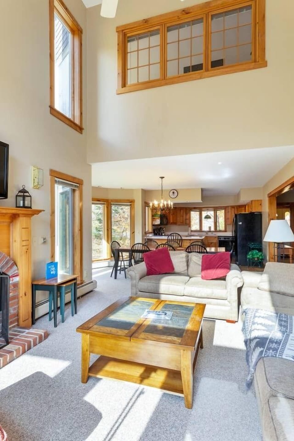 Large living space: Kitchen, dining area and sitting room.